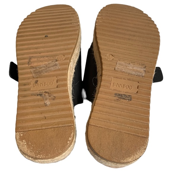🎉 Bundle 3/$10 Bamboo Buckle Slides Women’s Size 7 - Picture 6 of 11
